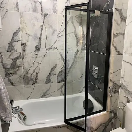 Appartement Studio Cosy Et Spacieux Au Coeur Du Mans Le Mans